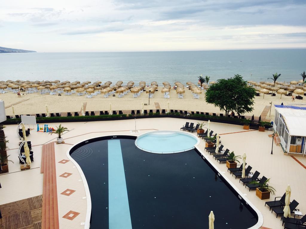 Psb Apartments Hotel Heaven Pantai Sunny Bagian luar foto