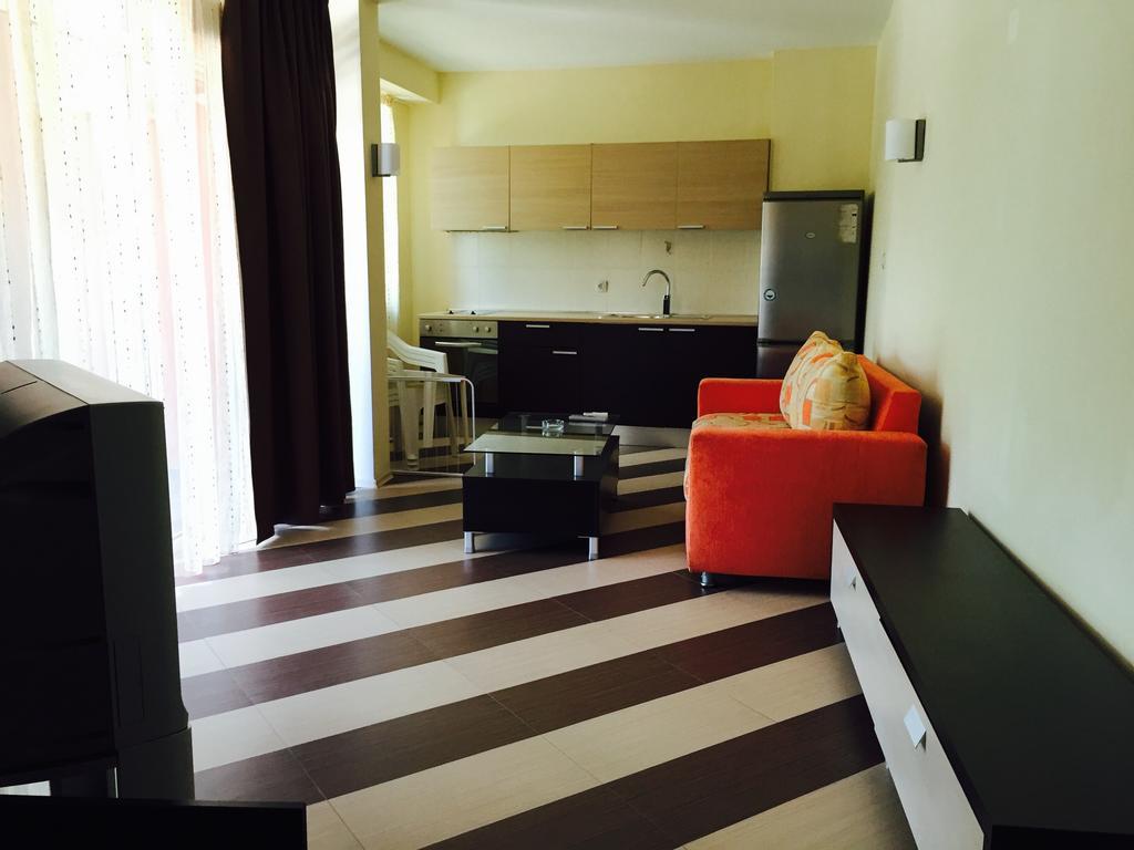 Psb Apartments Hotel Heaven Pantai Sunny Bagian luar foto